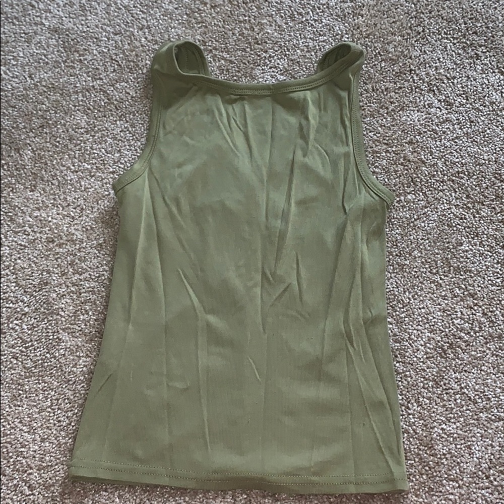 Buckle Gimmicks Shirred Ribbed Tank in Olive Green - Picture 9 of 10